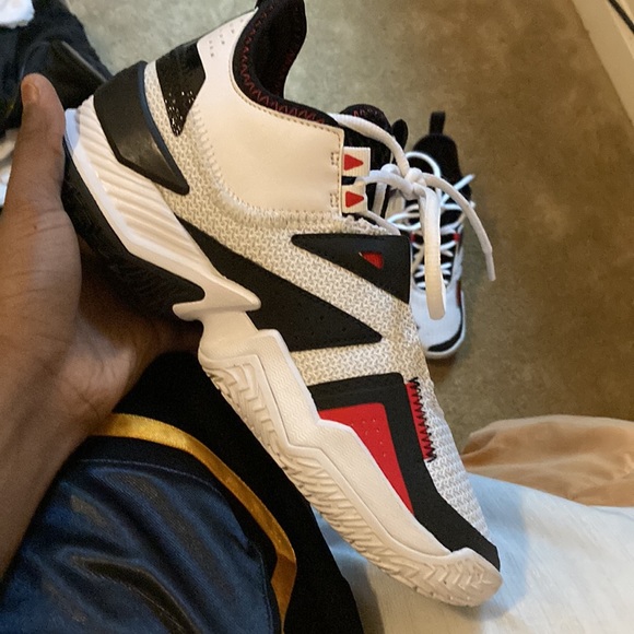 Air Jordan Westbrook One - Picture 3 of 5